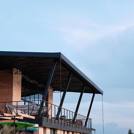 Umva Muhazi Villa ภายนอก รูปภาพ