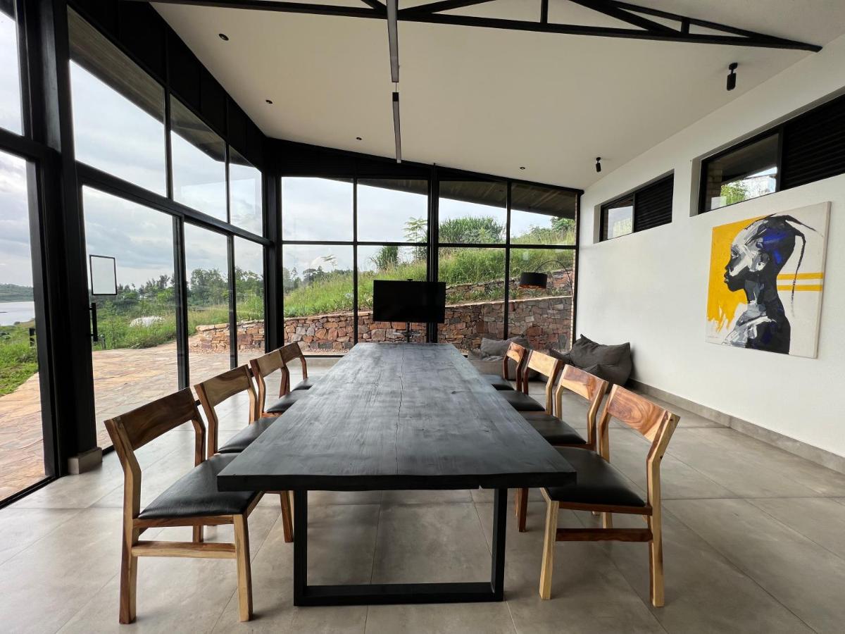 Umva Muhazi Villa ภายนอก รูปภาพ